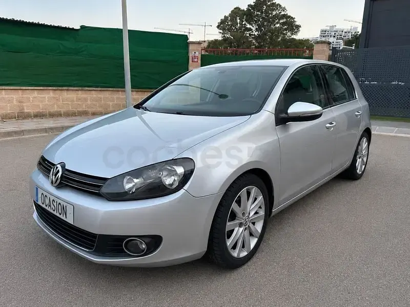 Usado VW Golf VI Advance 110 CV (80 kW) 2011 Gris / plata Utilitario