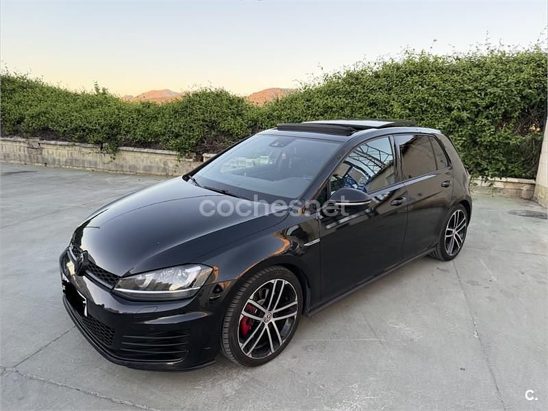 Usado VW Golf VII GTD 184 CV (135 kW) 2016 Negro Familiar
