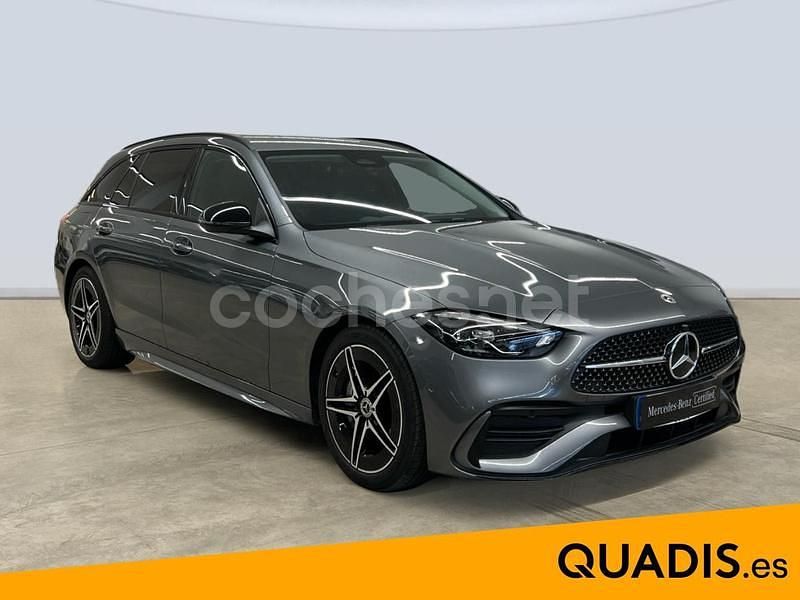 Usado Mercedes C220 200 CV (147 kW) 2025 Gris / plata Familiar