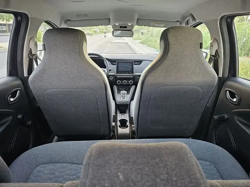 Usado Renault Zoe Iconic 99 kW (135 CV) 2022 Burdeos Utilitario