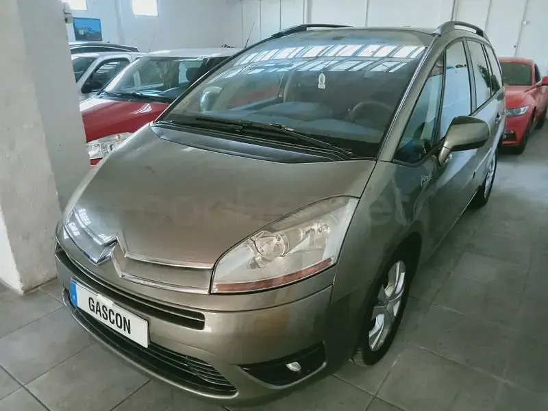 Usado Citroën Grand C4 Picasso 138 CV (101 kW) 2008 Beige Monovolumen