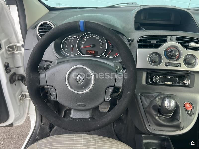 Usado Renault Kangoo Expression 85 CV (62 kW) 2011 Blanco Familiar