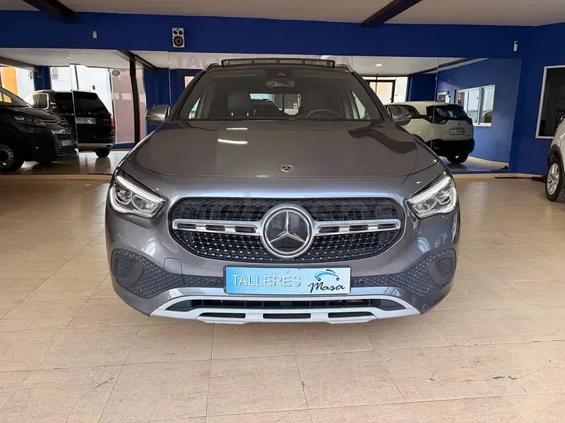 Usado Mercedes GLA250 218 CV (160 kW) 2022 Gris / plata SUV