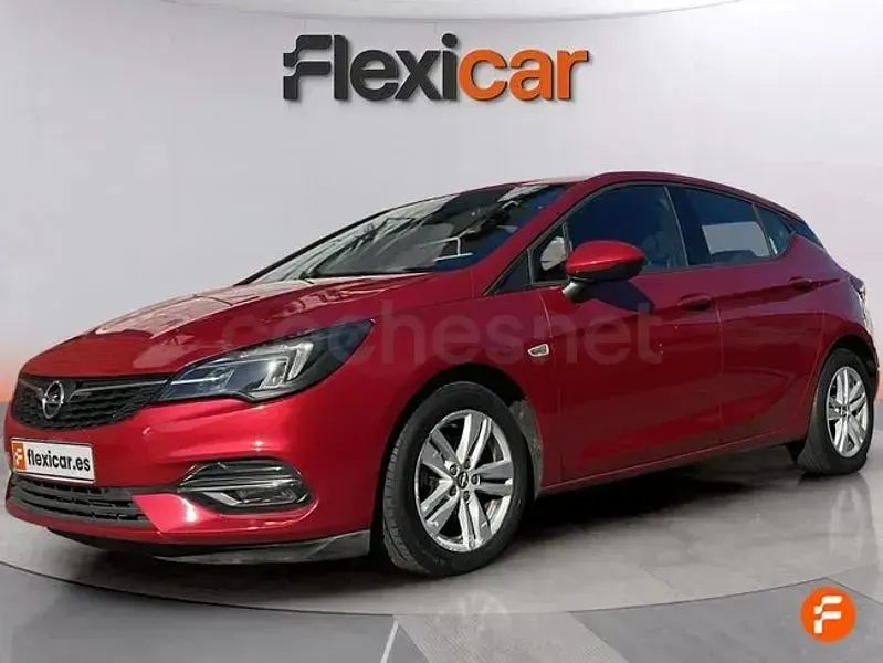 Usado Opel Astra GS Line 130 CV (95 kW) 2020 Rojo Berlina