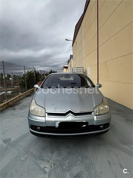 Usado Citroën C5 110 CV (80 kW) 2005 Azul Berlina