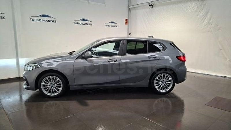 Usado BMW 118 Comfort Edition 150 CV (110 kW) 2024 Gris / plata Utilitario