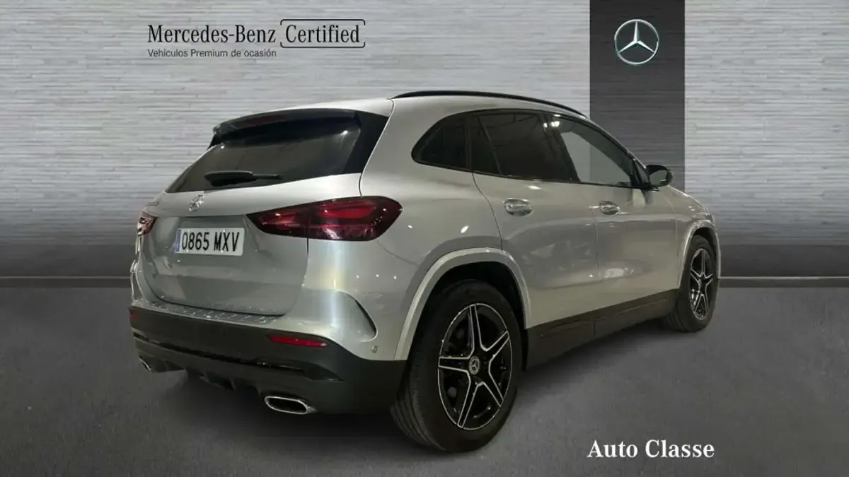 Usado Mercedes GLA200 150 CV (110 kW) 2025 SUV