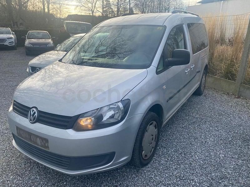 Usado VW Caddy Comfortline 102 CV (75 kW) 2013 Gris / plata Monovolumen