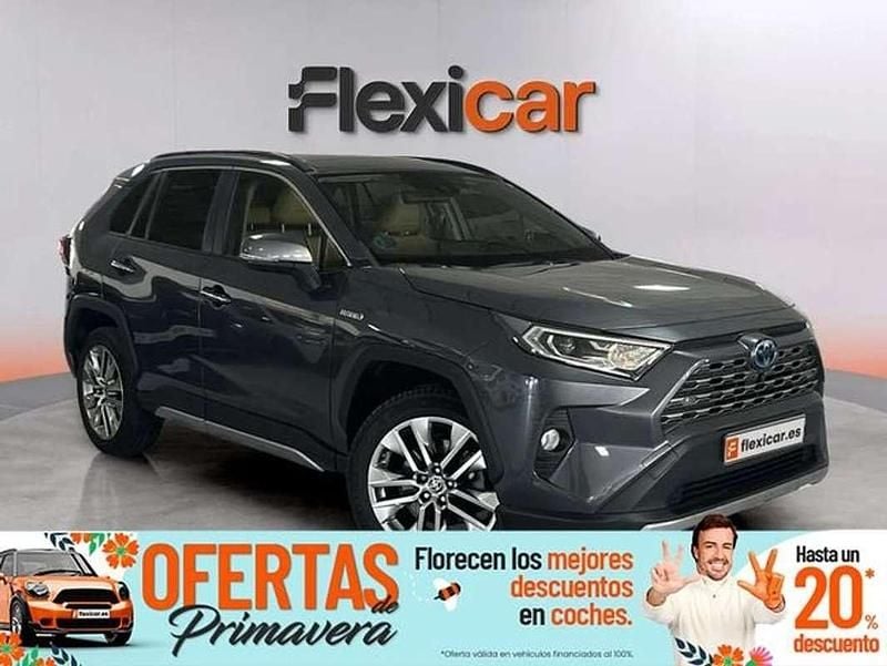 Usado Toyota RAV4 Hybrid Luxury 222 CV (163 kW) 2021 Gris SUV