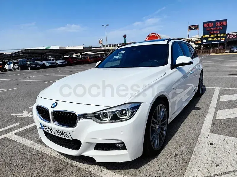 Usado BMW 318 M Sport 150 CV (110 kW) 2018 Blanco Familiar