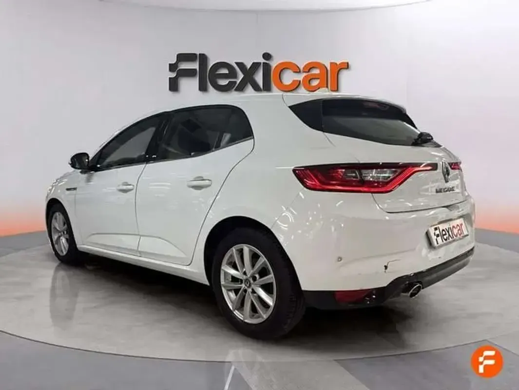 Usado Renault Mégane III Zen 132 CV (97 kW) 2016 Blanco Utilitario