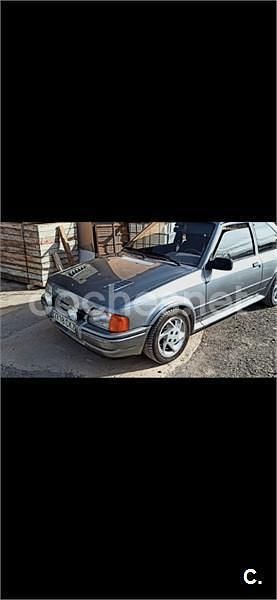 Gris / plata Usado 1986 Ford Escort RS Berlina | 14.500 € - Imagen 1/4