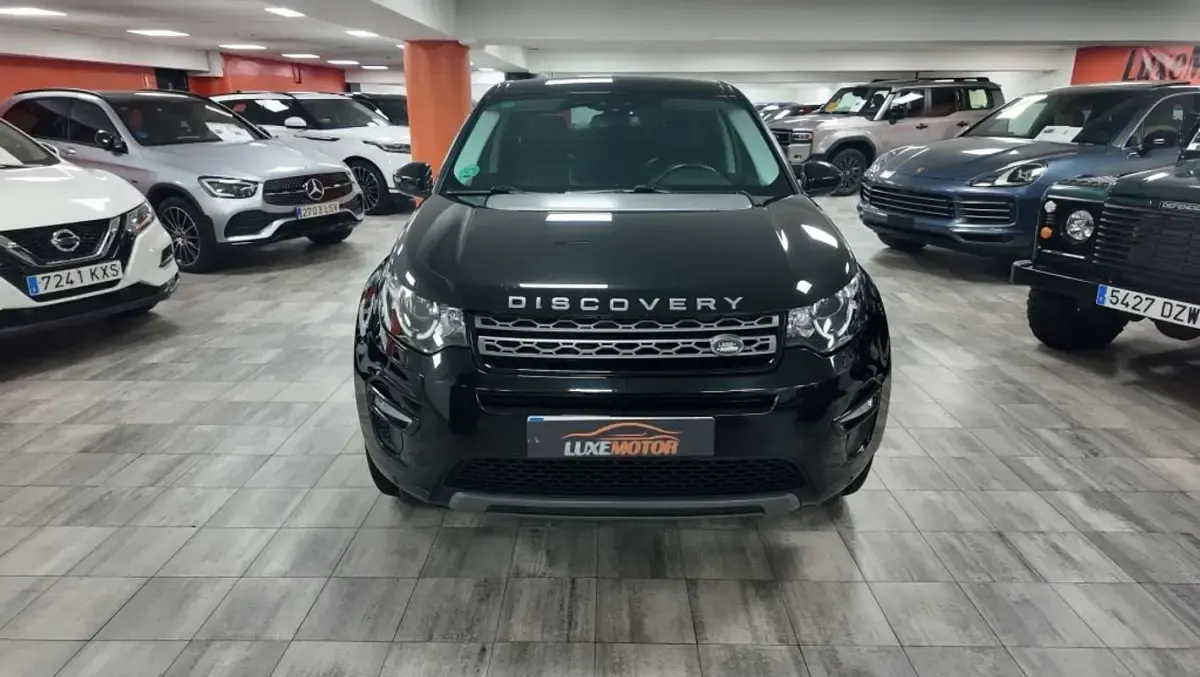 Usado Land Rover Discovery Sport SE 150 CV (110 kW) 2017 Negro SUV