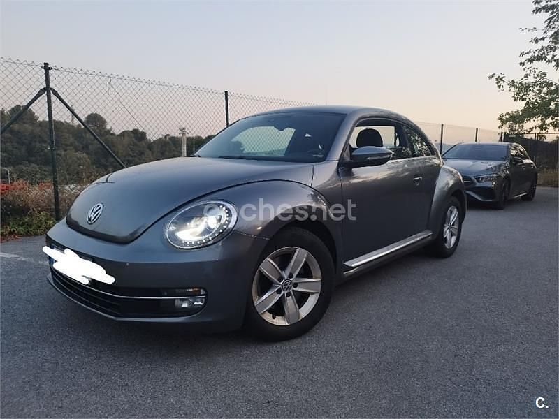 Gris / plata Usado 2014 VW Beetle Design Berlina | 11.000 € (Super precio) - Imagen 1/4