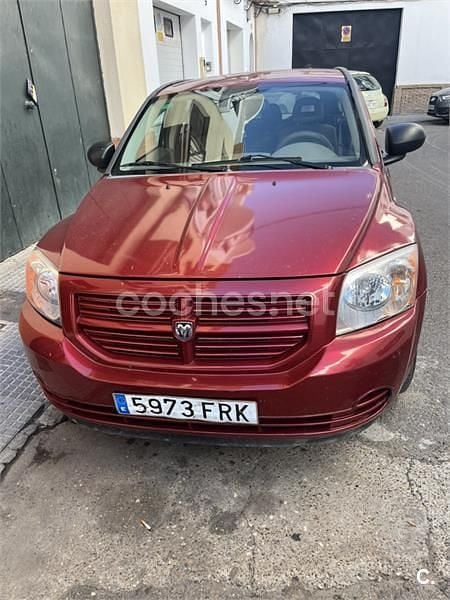 Rojo Usado 2006 Dodge Caliber SXT Utilitario | 2600 € (Precio justo) - Imagen 1/4