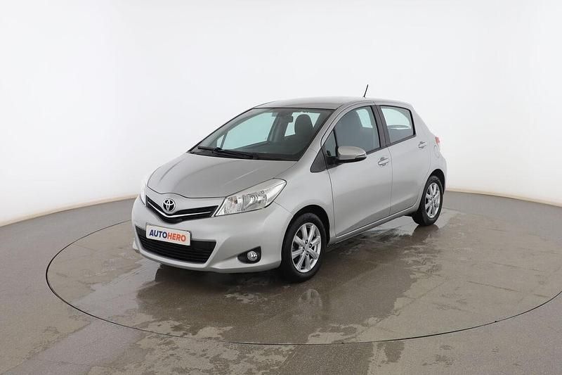 Plata Usado 2014 Toyota Yaris Active Berlina | 9999 € (Precio justo) - Imagen 1/3