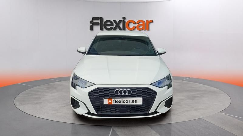 Używany Audi A3 Premium 110 KM (80 kW) 2023 Biały Sedan/Limuzyna
