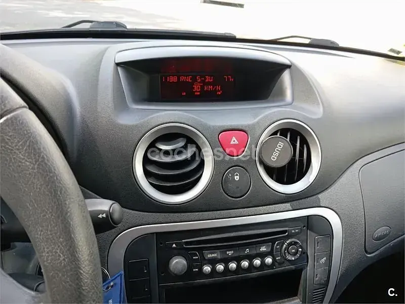 Usado Citroën C2 70 CV (51 kW) 2007 Negro Utilitario