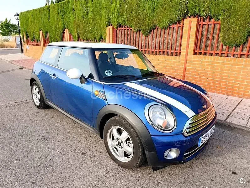 Usado Mini Cooper D 110 CV (80 kW) 2008 Azul Utilitario
