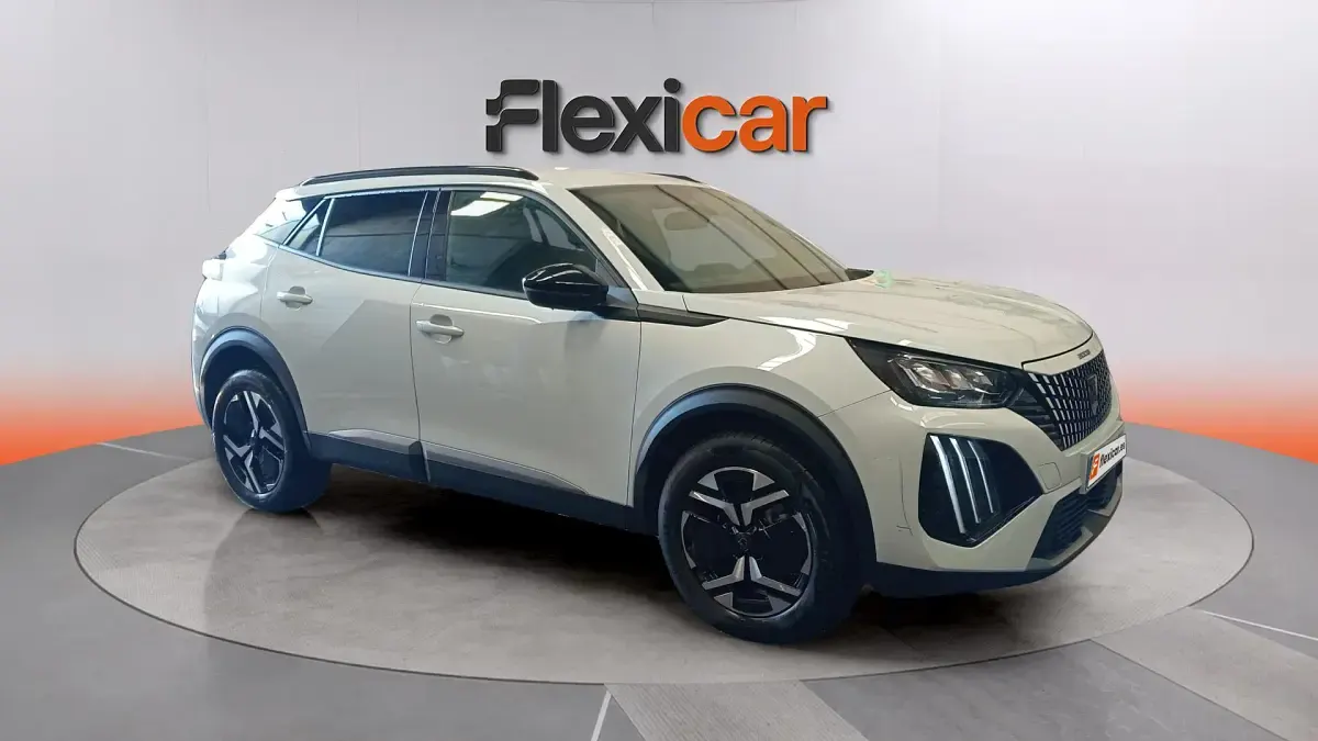 Usado Peugeot 2008 Allure 101 CV (74 kW) 2025 SUV