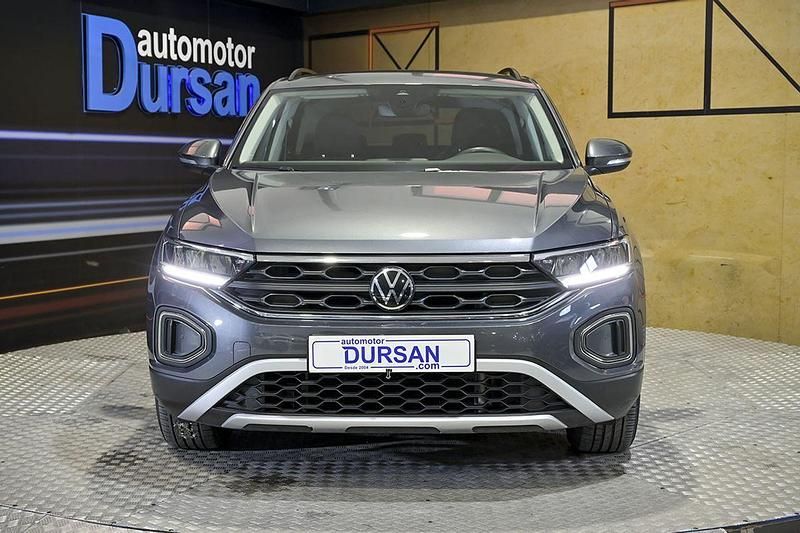 Usado VW T-Roc Life 150 CV (110 kW) 2022 Gris SUV