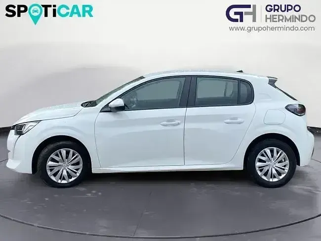 Usado Peugeot 208 Active 100 CV (73 kW) 2021 Blanco Utilitario