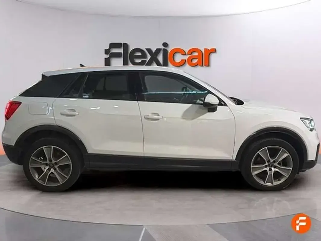 Usado Audi Q2 Design 116 CV (85 kW) 2019 Blanco SUV