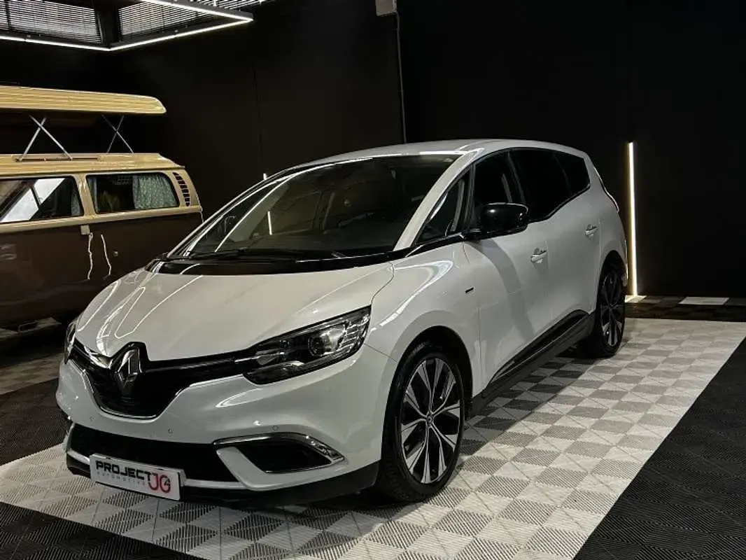 Usado Renault Grand Scénic IV LIMITED 140 CV (102 kW) 2021 Blanco Monovolumen