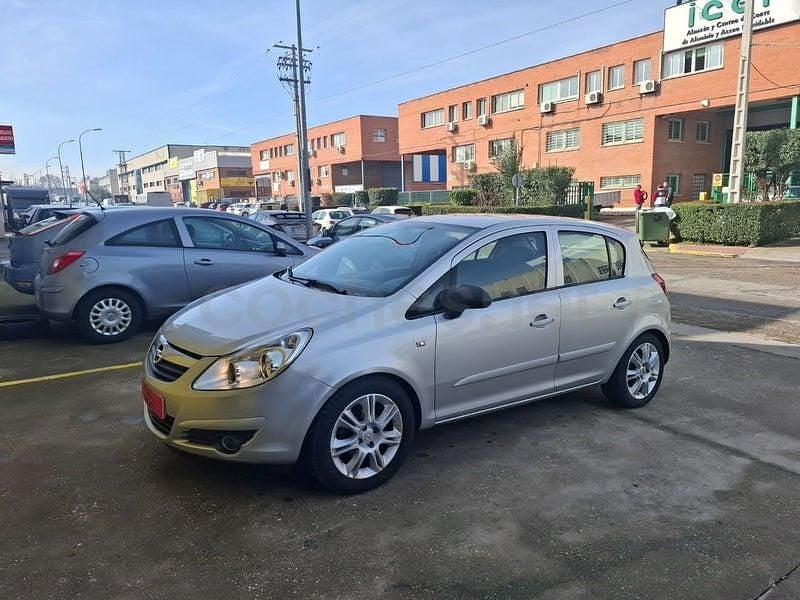 Usado Opel Corsa Enjoy 90 CV (66 kW) 2008 Gris / plata Utilitario