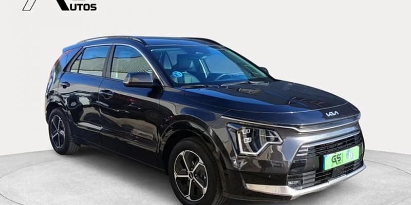 Usado Kia Niro 129 CV (94 kW) 2025 Negro SUV