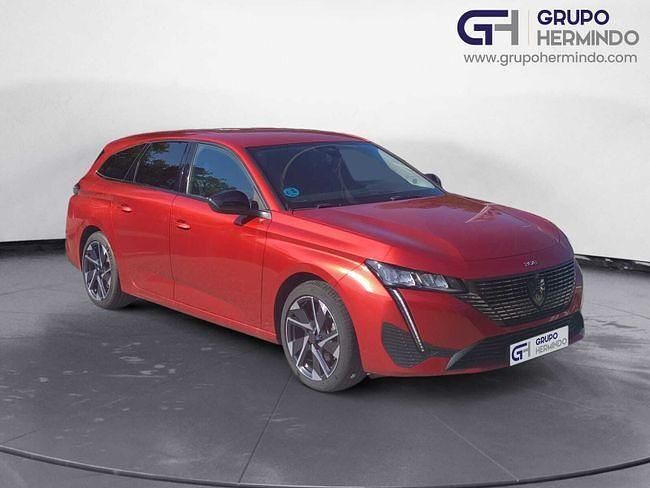 Usado Peugeot 308 SW Allure 130 CV (95 kW) 2024 Rojo Familiar