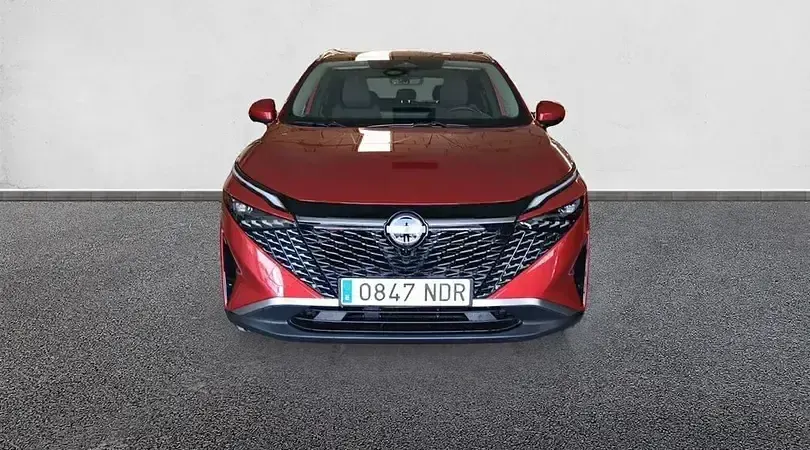 Usado Nissan Qashqai N-Connecta 140 CV (102 kW) 2025 Yokohama red (sólida) SUV