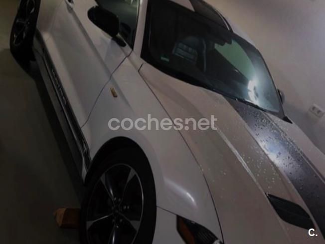 Blanco Usado 2019 Ford Mustang Coupe | 28.500 € (Super precio) - Imagen 1/4