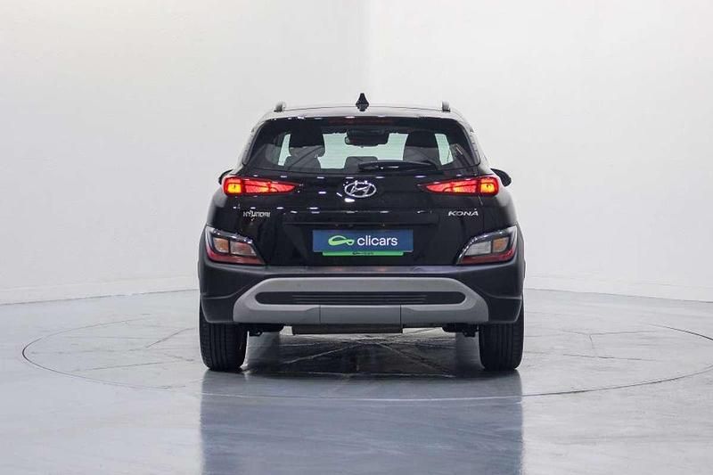 Usado Hyundai Kona 120 HP (88 kW) 2022 Cinzento SUV