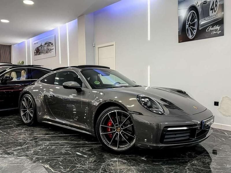 Usado Porsche 911 Carrera 4S 450 CV (330 kW) 2024 Gris Coupe
