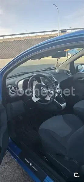 Usado Ford Ka Titanium 69 CV (50 kW) 2010 Azul Utilitario