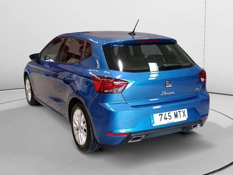 Usado Seat Ibiza FR 116 CV (85 kW) 2024 Azul Utilitario