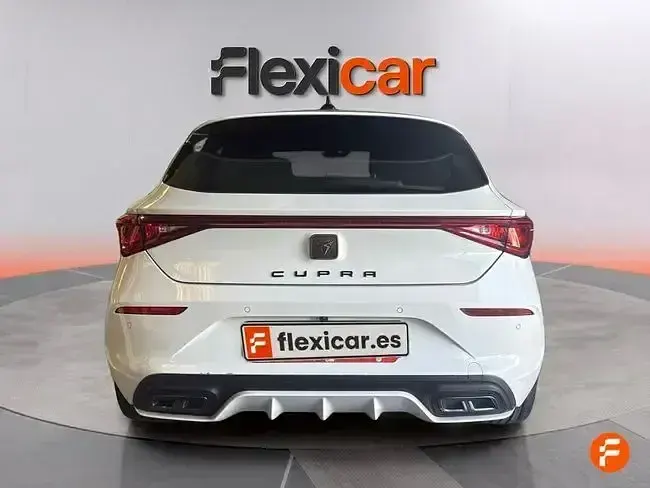 Usado Cupra Leon 150 CV (110 kW) 2023 Blanco