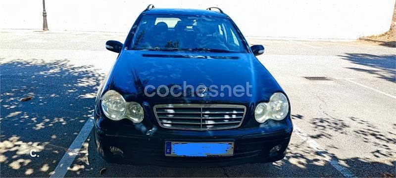 Negro Usado 2004 Mercedes C220 Classic Familiar | 3400 € (Buen precio) - Imagen 1/4