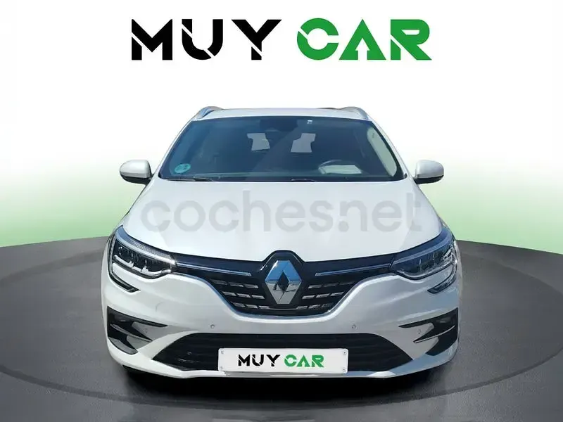 Usado Renault Mégane GrandTour Techno 115 CV (84 kW) 2022 Blanco Familiar
