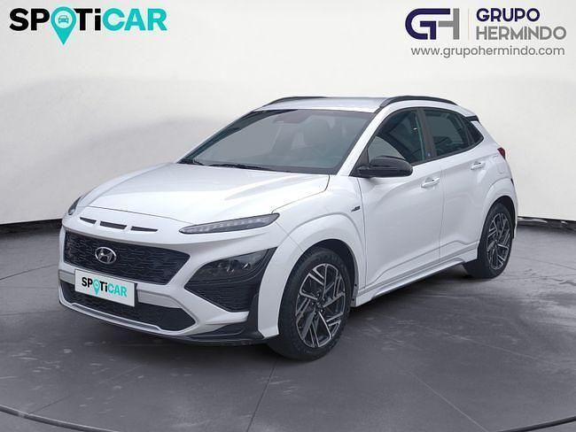 Usado Hyundai Kona N Line 120 CV (88 kW) 2023 Blanco SUV