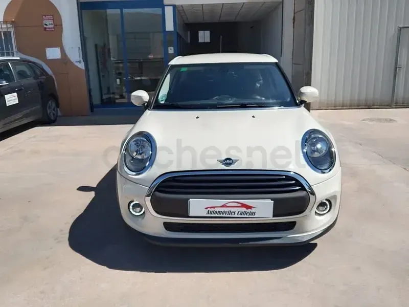 Usado Mini ONE 102 CV (75 kW) 2020 Blanco Utilitario