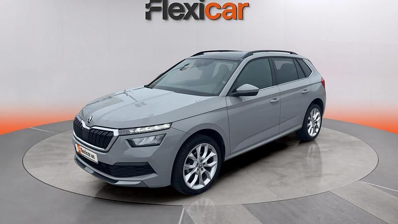 Usado Skoda Kamiq Sport 150 CV (110 kW) 2021 Gris SUV