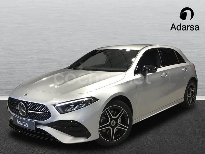 Gris / plata Usado 2023 Mercedes A250 Berlina | 34.900 € (Precio justo) - Imagen 1/4