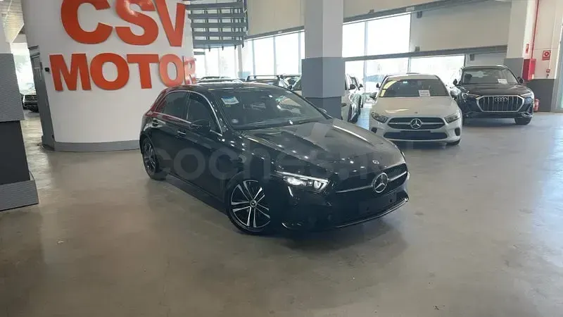 Usado Mercedes A200 163 CV (119 kW) 2023 Negro Berlina