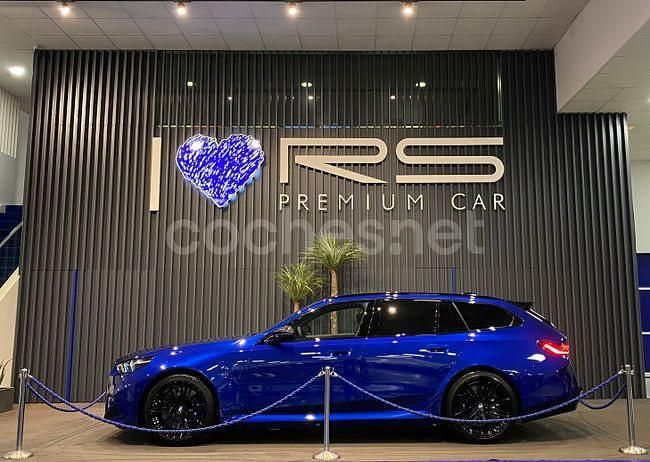 Azul Usado 2025 BMW M5 Comfort Edition Familiar | 154.990 € - Imagen 1/4
