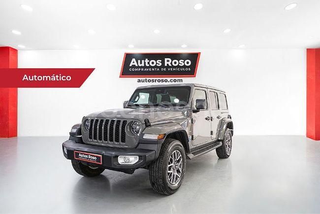 Usado Jeep Wrangler Sahara 381 CV (280 kW) 2023 Gris / plata SUV