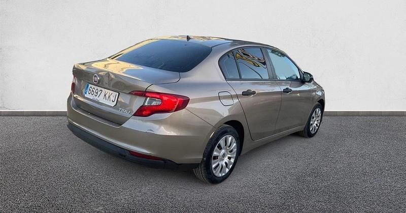 Usado Fiat Tipo Lounge 95 CV (69 kW) 2018
