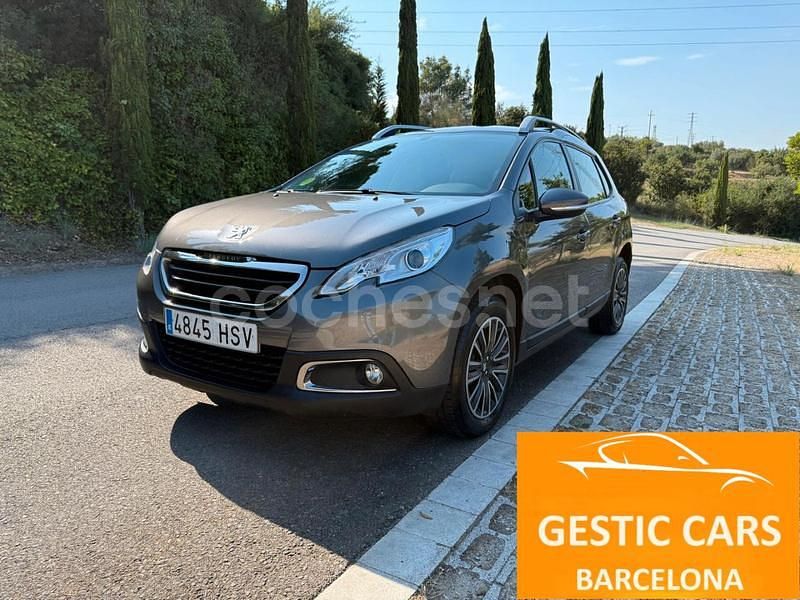 Usado Peugeot 2008 Active 82 CV (60 kW) 2013 Gris / plata SUV