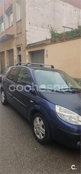 Usado Renault Scénic II Dynamique 105 CV (77 kW) 2006 Azul Monovolumen